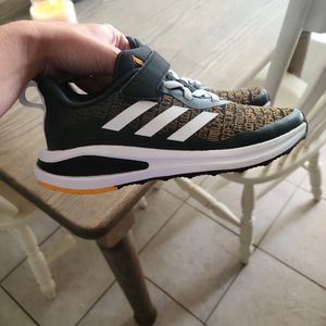 Boyd Adidas size 1.5